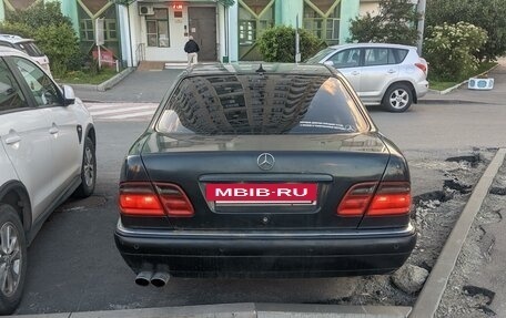 Mercedes-Benz E-Класс, 1998 год, 530 000 рублей, 9 фотография