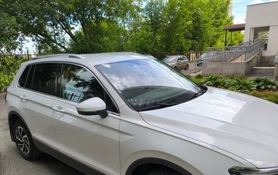 Volkswagen Tiguan II, 2019 год, 3 250 000 рублей, 1 фотография