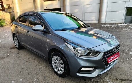 Hyundai Solaris II рестайлинг, 2018 год, 1 500 000 рублей, 3 фотография