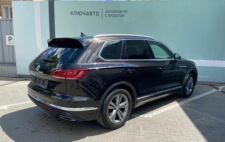 Volkswagen Touareg III, 2019 год, 5 831 000 рублей, 4 фотография