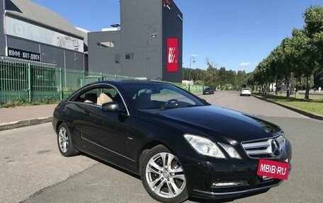 Mercedes-Benz E-Класс, 2011 год, 1 700 000 рублей, 3 фотография