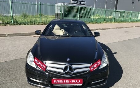 Mercedes-Benz E-Класс, 2011 год, 1 700 000 рублей, 2 фотография