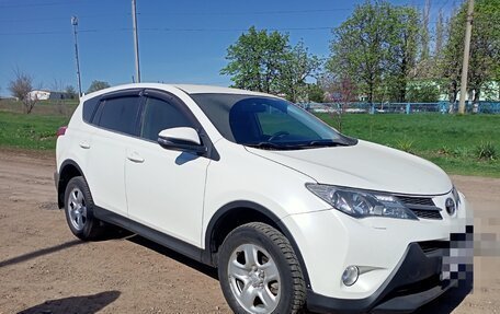 Toyota RAV4, 2014 год, 2 350 000 рублей, 4 фотография