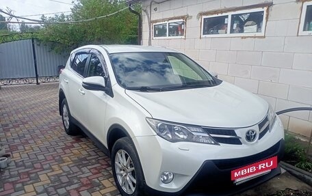 Toyota RAV4, 2014 год, 2 350 000 рублей, 5 фотография