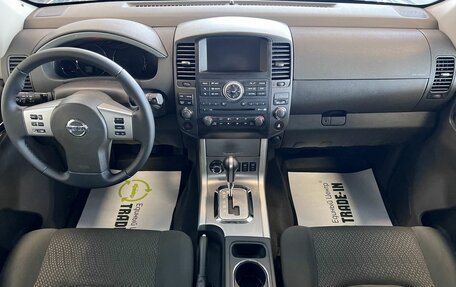 Nissan Pathfinder, 2012 год, 1 845 000 рублей, 12 фотография