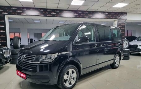 Volkswagen Multivan T6 рестайлинг, 2021 год, 6 100 000 рублей, 1 фотография