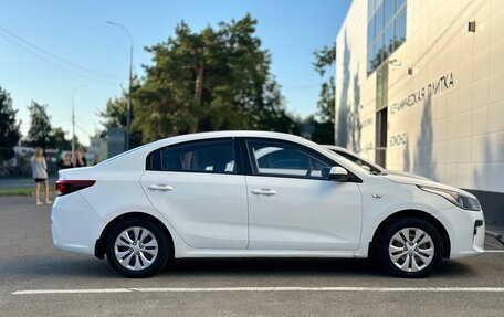 KIA Rio IV, 2018 год, 980 000 рублей, 6 фотография