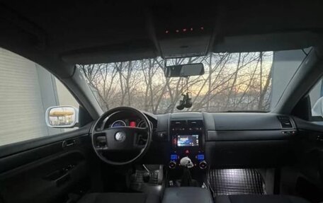 Volkswagen Touareg III, 2006 год, 850 000 рублей, 3 фотография