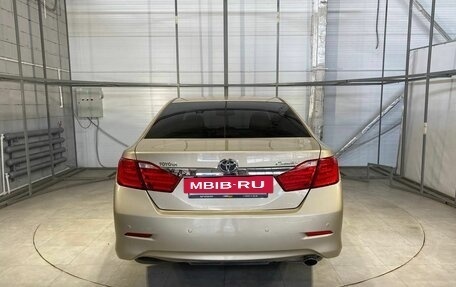 Toyota Camry, 2012 год, 1 399 000 рублей, 6 фотография