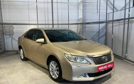 Toyota Camry, 2012 год, 1 399 000 рублей, 3 фотография