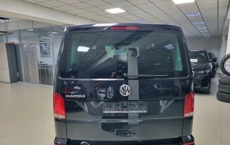 Volkswagen Multivan T6 рестайлинг, 2021 год, 6 100 000 рублей, 7 фотография