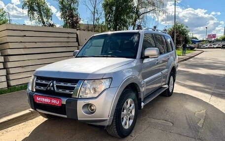 Mitsubishi Pajero IV, 2011 год, 2 100 000 рублей, 1 фотография