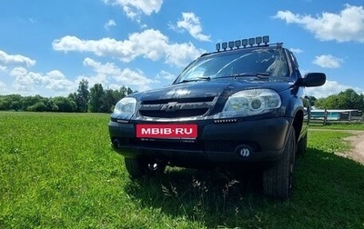 Chevrolet Niva I рестайлинг, 2010 год, 500 000 рублей, 1 фотография