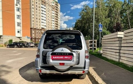 Mitsubishi Pajero IV, 2011 год, 2 100 000 рублей, 4 фотография