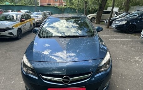 Opel Astra J, 2014 год, 1 350 000 рублей, 3 фотография