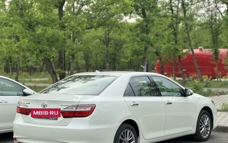 Toyota Camry, 2017 год, 2 550 000 рублей, 3 фотография