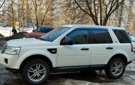 Land Rover Freelander II рестайлинг 2, 2011 год, 1 269 000 рублей, 3 фотография