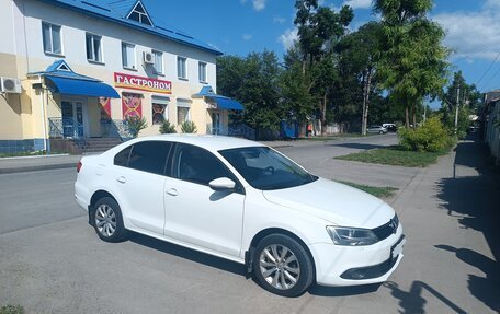 Volkswagen Jetta VI, 2013 год, 1 280 000 рублей, 4 фотография