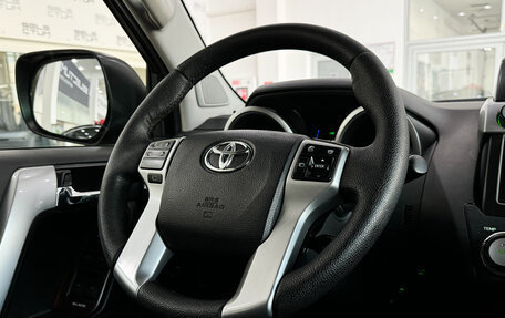 Toyota Land Cruiser Prado 150 рестайлинг 2, 2014 год, 3 458 000 рублей, 22 фотография