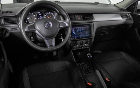 Skoda Rapid I, 2014 год, 985 000 рублей, 20 фотография