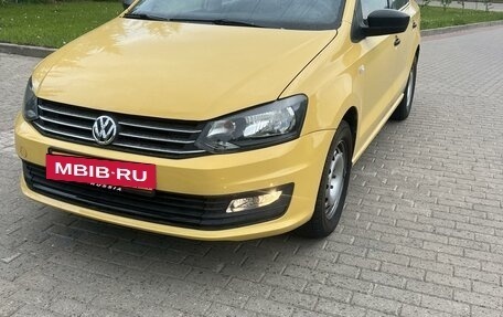Volkswagen Polo VI (EU Market), 2018 год, 700 000 рублей, 12 фотография