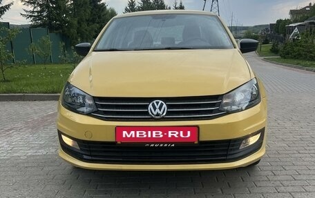 Volkswagen Polo VI (EU Market), 2018 год, 700 000 рублей, 11 фотография