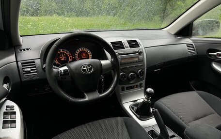 Toyota Corolla, 2011 год, 830 000 рублей, 22 фотография