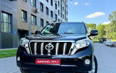 Toyota Land Cruiser Prado 150 рестайлинг 2, 2017 год, 4 458 000 рублей, 2 фотография