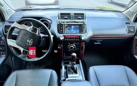 Toyota Land Cruiser Prado 150 рестайлинг 2, 2017 год, 4 458 000 рублей, 11 фотография