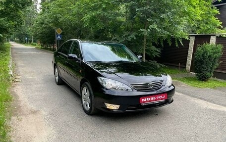 Toyota Camry V40, 2005 год, 950 000 рублей, 3 фотография