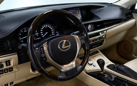 Lexus ES VII, 2013 год, 2 267 000 рублей, 23 фотография