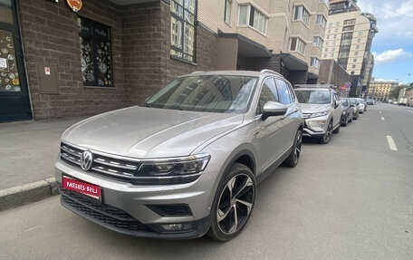 Volkswagen Tiguan II, 2018 год, 3 300 000 рублей, 1 фотография