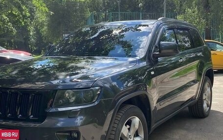 Jeep Grand Cherokee, 2011 год, 2 200 000 рублей, 33 фотография