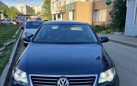 Volkswagen Passat B6, 2007 год, 625 000 рублей, 2 фотография