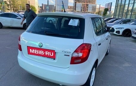 Skoda Fabia II, 2012 год, 580 000 рублей, 3 фотография