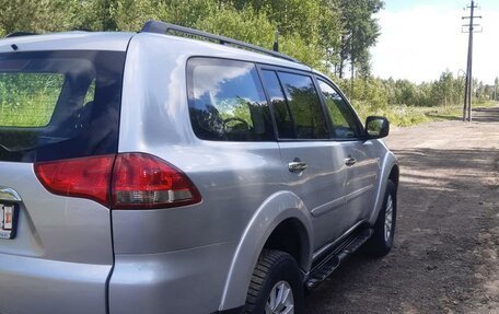 Mitsubishi Pajero Sport II рестайлинг, 2014 год, 2 290 000 рублей, 6 фотография