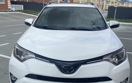 Toyota RAV4, 2017 год, 2 810 000 рублей, 1 фотография