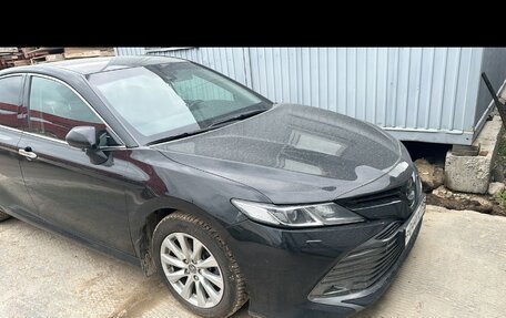 Toyota Camry, 2019 год, 1 700 000 рублей, 1 фотография