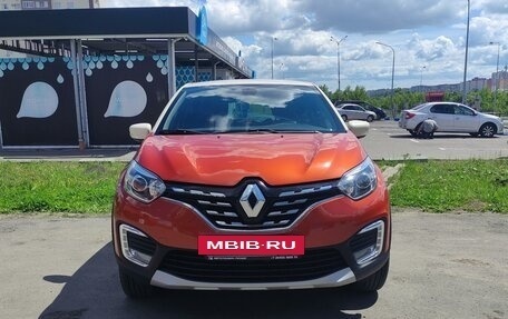 Renault Kaptur I рестайлинг, 2016 год, 1 735 000 рублей, 4 фотография