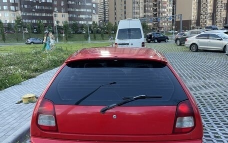 Mitsubishi Colt VI рестайлинг, 1999 год, 250 000 рублей, 4 фотография