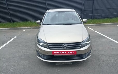 Volkswagen Polo VI (EU Market), 2016 год, 895 000 рублей, 2 фотография