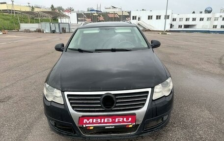 Volkswagen Passat B6, 2005 год, 870 000 рублей, 2 фотография