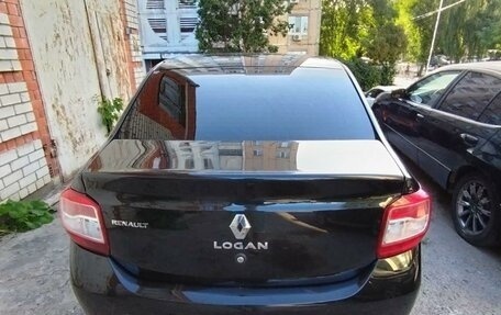 Renault Logan II, 2018 год, 799 000 рублей, 4 фотография