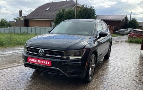 Volkswagen Tiguan II, 2018 год, 2 800 000 рублей, 5 фотография