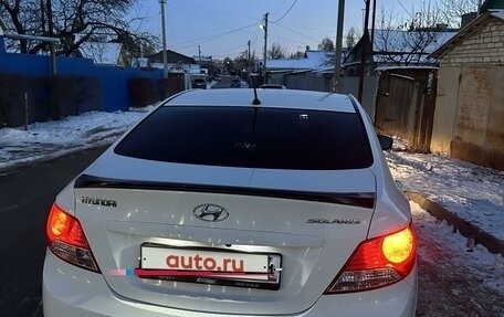 Hyundai Solaris II рестайлинг, 2013 год, 915 000 рублей, 3 фотография