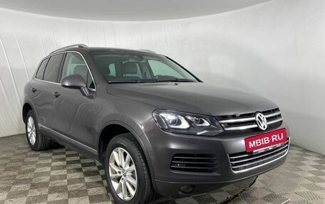 Volkswagen Touareg III, 2012 год, 2 190 000 рублей, 3 фотография