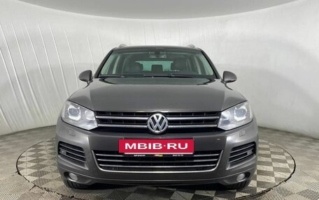 Volkswagen Touareg III, 2012 год, 2 190 000 рублей, 2 фотография