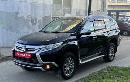 Mitsubishi Pajero Sport III рестайлинг, 2020 год, 2 600 000 рублей, 3 фотография