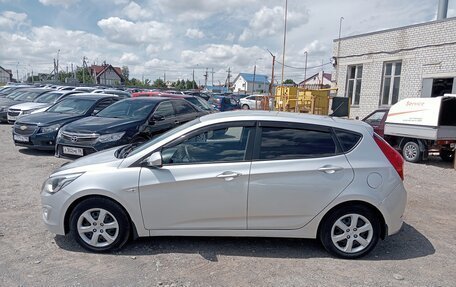 Hyundai Solaris II рестайлинг, 2016 год, 880 000 рублей, 5 фотография