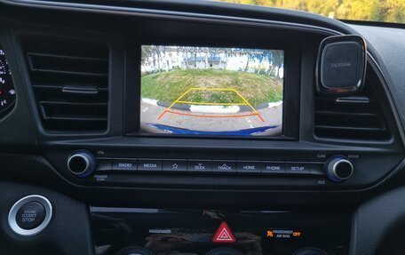 Hyundai Elantra VI рестайлинг, 2018 год, 2 050 000 рублей, 10 фотография